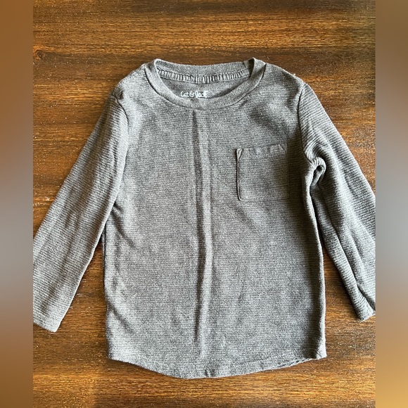 2 Cat & Jack Long Sleeve Tees - Picture 4 of 7